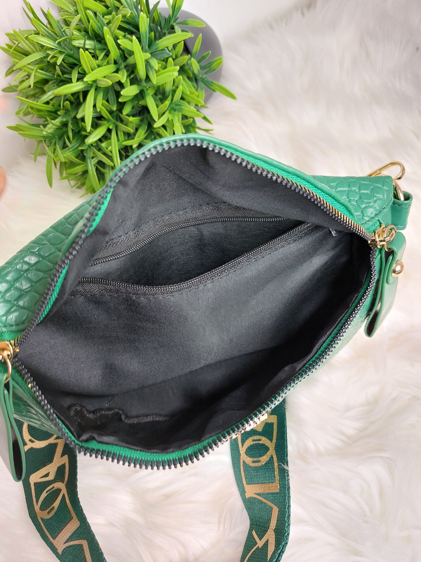 Small Crossbody Leather Shoulder Bag for Women - Green